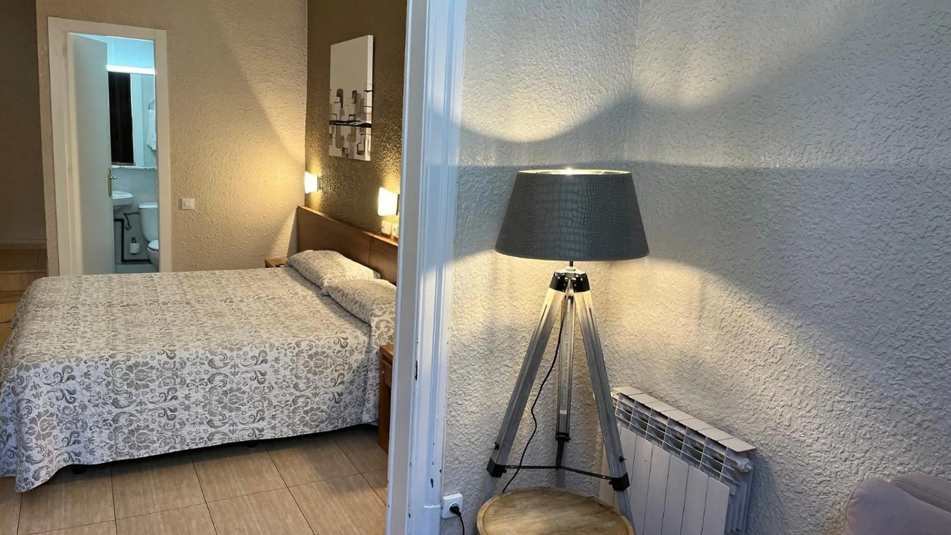 Hotel Aneto Barcelona Spain