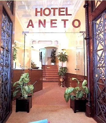 Hotel Aneto Barcelona